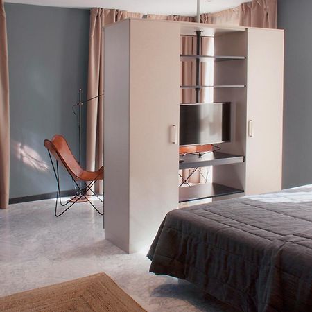 Apartamentos Nono By Charming Stay Малага Экстерьер фото